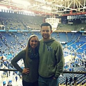 Meet your Posher, Travis